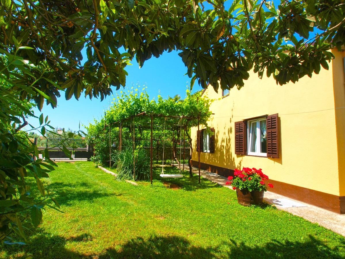 Villa House 1037 Fažana Esterno foto